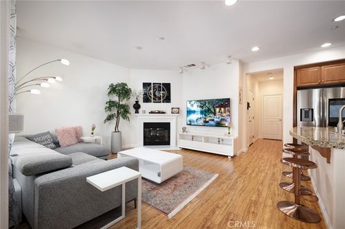 189 Groveland, Irvine, CA, 92620-2826 | Card Image