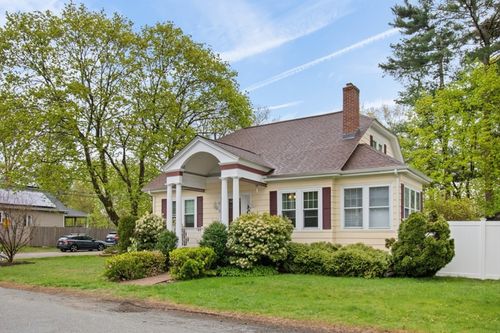 210 Robert St, Attleboro, MA, 02703-3751 | Card Image