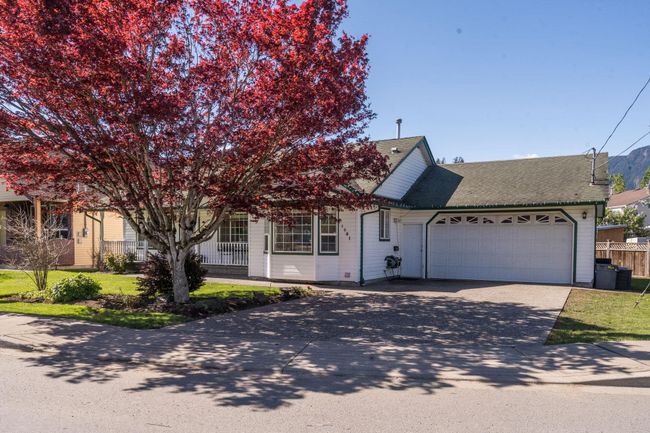 1901 Agassiz Avenue, House other with 3 bedrooms, 1 bathrooms and 6 parking in Agassiz BC | Image 3