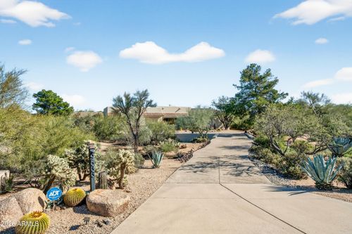 9533 E Romping Road, Carefree, AZ, 85377 | Card Image