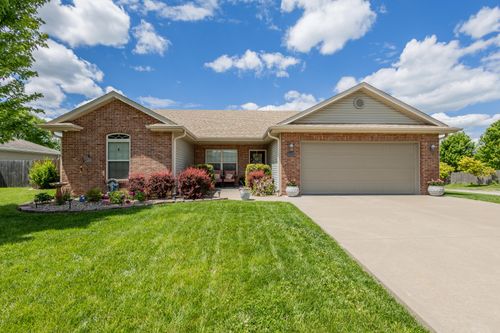 4209 Black Tail Dr, COLUMBIA, MO, 65202-6458 | Card Image