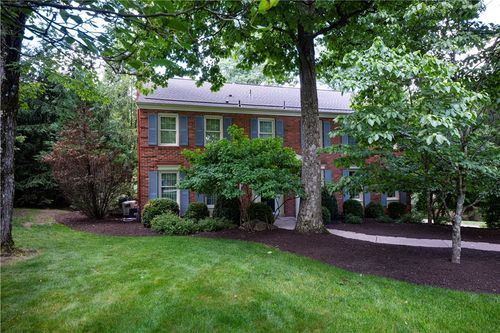 310 Wildberry Rd, Pittsburgh, PA, 15238-2122 | Card Image