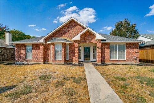 1321 River Birch Ln, Carrollton, TX, 75007-1203 | Card Image