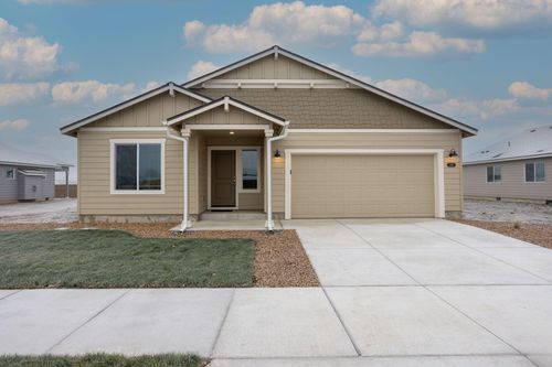 71-1074 Nw Walnut Avenue, Redmond, OR, 97756 | Card Image