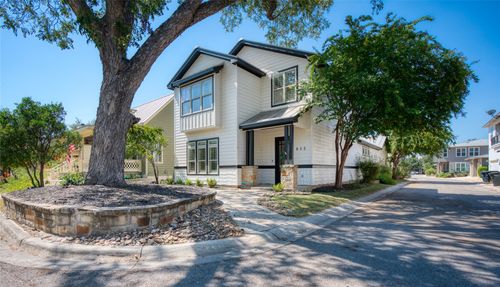 613 Springs Nursery, New Braunfels, TX, 78130-5537 | Card Image