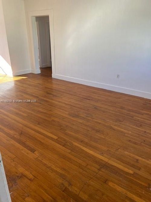 apt-5-150 S Shore Dr, Miami Beach, FL, 33141-3959 | Card Image