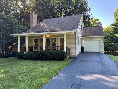 104 Aspen Dr, Franklin, PA, 16323-1907 | Card Image