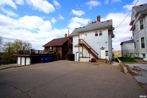 705 Brady St, Davenport, IA, 52803-5268 | Card Image