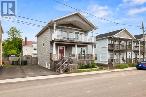 263 King St, Charlottetown, PE, C1A1C4 | Card Image