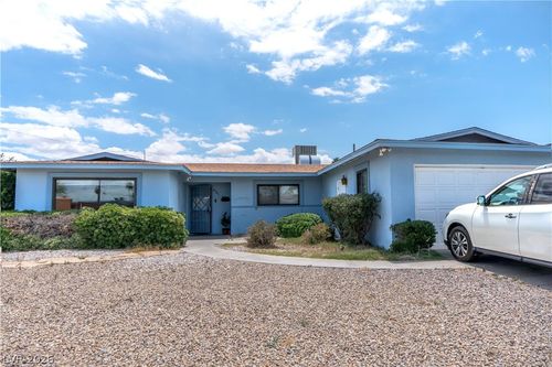 4701 Rip Van Winkle Ln, Las Vegas, NV, 89102-5772 | Card Image