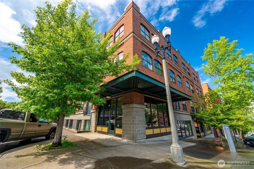 207-1224 Harris Ave, Bellingham, WA, 98225-7152 | Card Image