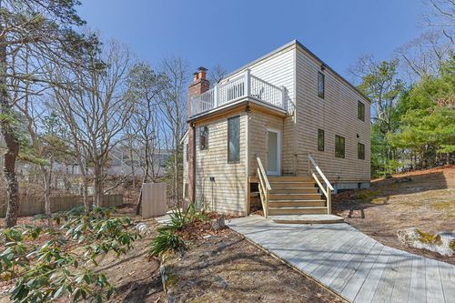 6 Deer Path, Truro, MA, 02666-5156 | Card Image