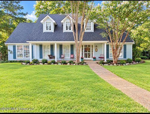 5103 Meadow Oaks Park Dr, Jackson, MS, 39211-4818 | Card Image