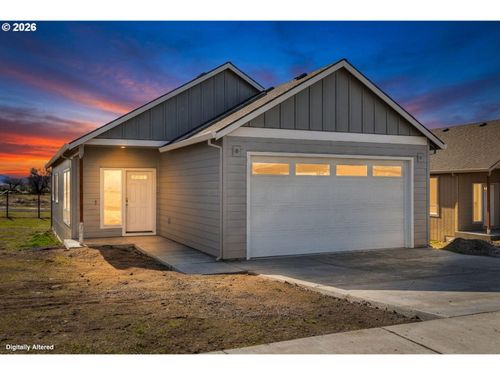 516 6th St, Metolius, OR, 97741-2380 | Card Image