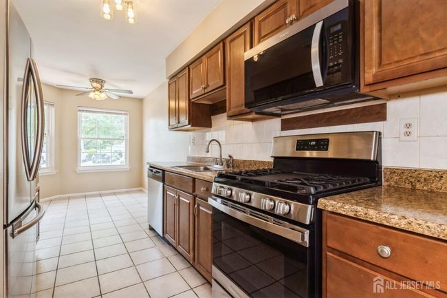 7 Sloop Square, Townhouse with 3 bedrooms, 2 bathrooms and null parking in Howell NJ | Image 6