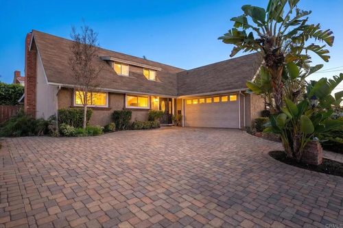 6261 Crystal Lake Ave, San Diego, CA, 92119-3330 | Card Image