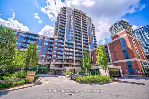 725-18 Uptown Dr, Markham, ON, L3R5M5 | Card Image