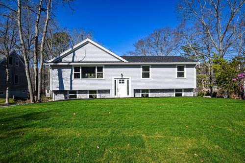 11 Madeline Rd, East Falmouth, MA, 02536-6233 | Card Image