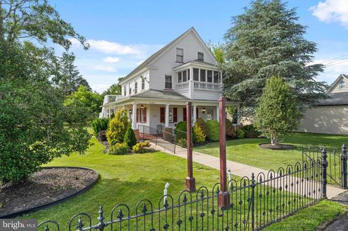 643 Main St, Leesburg, NJ, 08327-3003 | Card Image