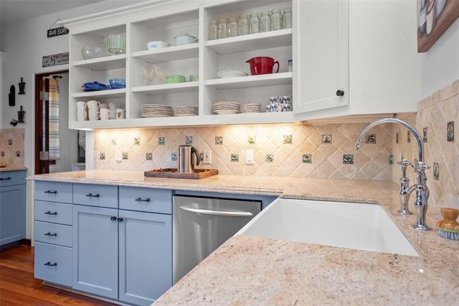 656 Vineyard View Trail, House other with 3 bedrooms, 3 bathrooms and null parking in Grapeland TX | Image 16
