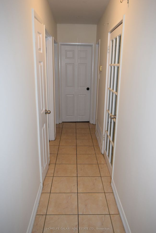 52 Peace Dr, House other with 6 bedrooms, 4 bathrooms and 4 parking in Scarborough ON | Image 12