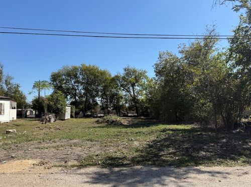 502 S Alamo St, Bartlett, TX, 76511-4510 | Card Image