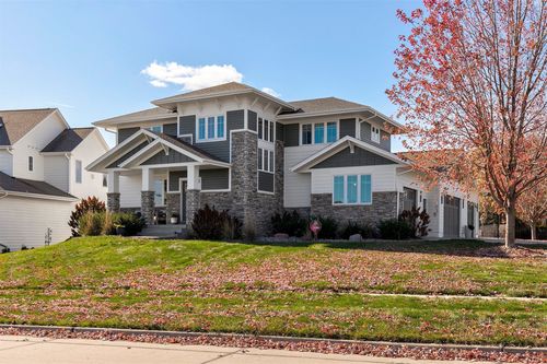 2762 Nw 166th Ct, Clive, IA, 50325-4687 | Card Image