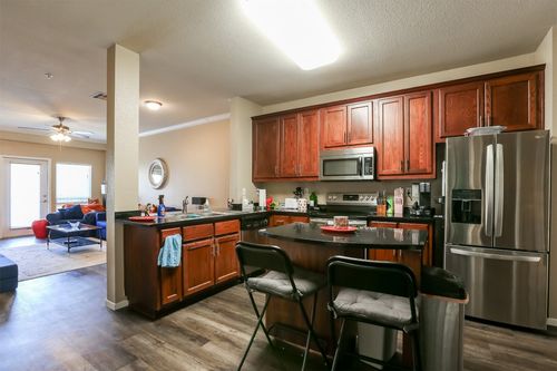 408-910 W 25th St, Austin, TX, 78705-4432 | Card Image