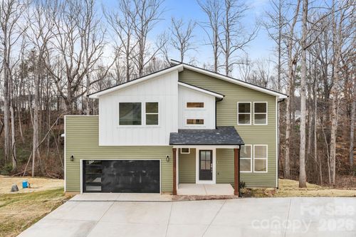 141 Wood Acre Dr, Mooresville, NC, 28115-5751 | Card Image