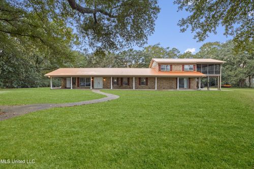 3717 Johnston Rd, Gautier, MS, 39553-5419 | Card Image