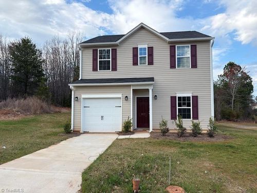 1017 Kapp St, Winston-Salem, NC, 27105-2714 | Card Image
