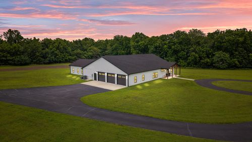 9309 W Farm Road 170, Republic, MO, 65738-1190 | Card Image