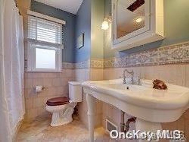 2087 Bay Blvd, House other with 4 bedrooms, 3 bathrooms and null parking in Atlantic Beach NY | Image 4