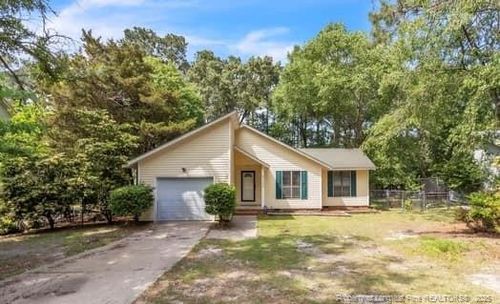 7076 Pantego Dr, Fayetteville, NC, 28314-5228 | Card Image