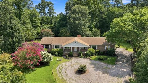 50 Willow Rd, Hampton, VA, 23664-2036 | Card Image