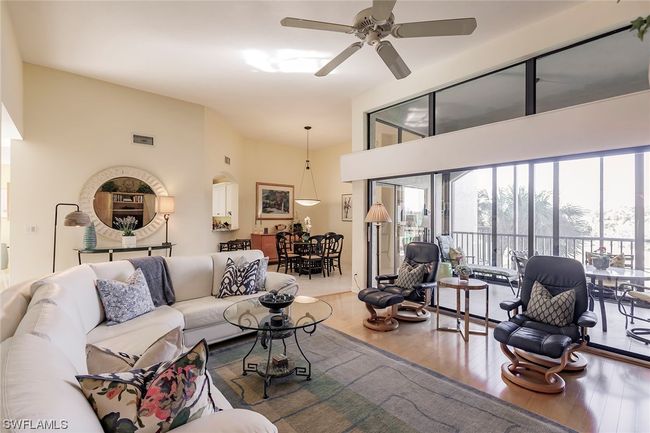 C-302 - 7048 Pelican Bay Boulevard, Condo with 2 bedrooms, 2 bathrooms and null parking in NAPLES FL | Image 16