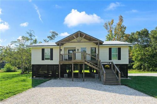 18236 Monga Dr, Covington, LA, 70433-0329 | Card Image