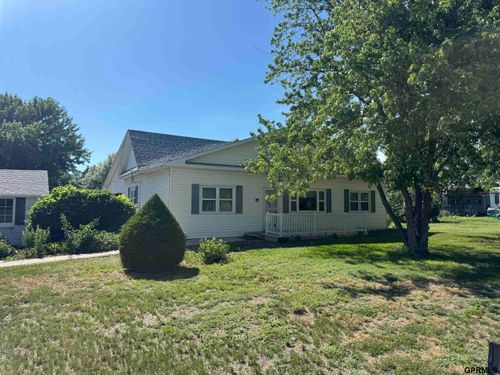 801 John St, Alma, NE, 68920-2088 | Card Image