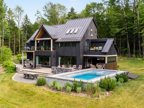 89 Caspar Dr, Warren, VT, 05674-4551 | Card Image