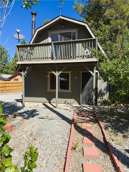 820 A Ln, Big Bear City, CA, 92314-9303 | Card Image