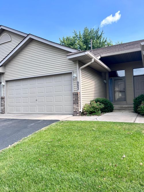 953 14th Ln Se, Cambridge, MN, 55008-1784 | Card Image