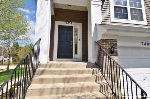 2402-2402 Wilton Ln, Aurora, IL, 60502-6377 | Card Image