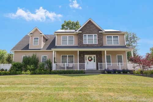 14 Robalene Dr, Goshen, NY, 10924-2327 | Card Image