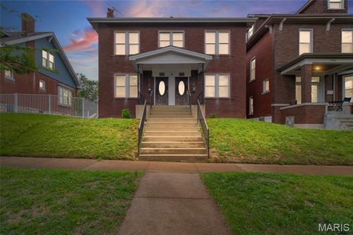 4947 Murdoch Ave, Saint Louis, MO, 63109-2944 | Card Image