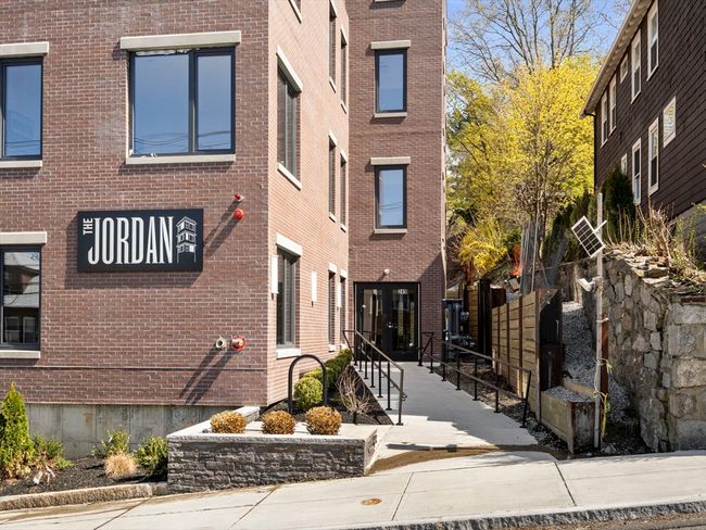 APT-207 - 249 Corey Rd, Condo with 2 bedrooms, 2 bathrooms and 1 parking in Boston MA | Image 38
