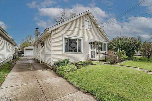 12512 Mcgowan Ave, Cleveland, OH, 44135-3646 | Card Image