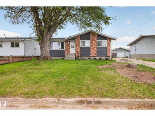 5311 50th St, Legal, AB, T0G1L0 | Card Image