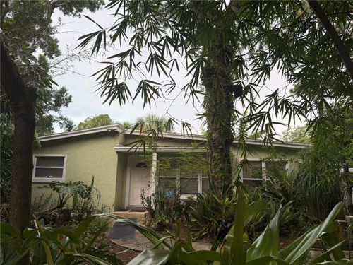 8001 27th Avenue N, ST PETERSBURG, FL, 33710 | Card Image