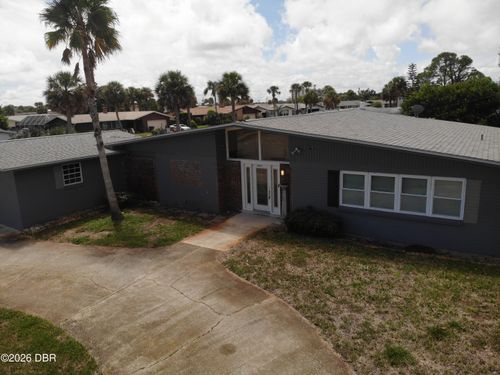 3001 N Oleander Avenue, Daytona Beach, FL, 32118 | Card Image