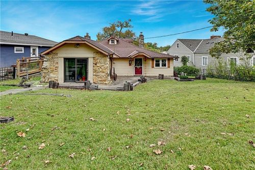 33 T St, Lake Lotawana, MO, 64086-9367 | Card Image